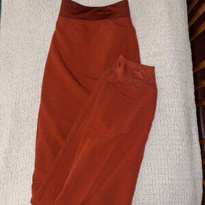 FIGS Burnt Orange Zamora Jogger Scrub Pants (M/Tall) & Rafaela Scrub Top (S)